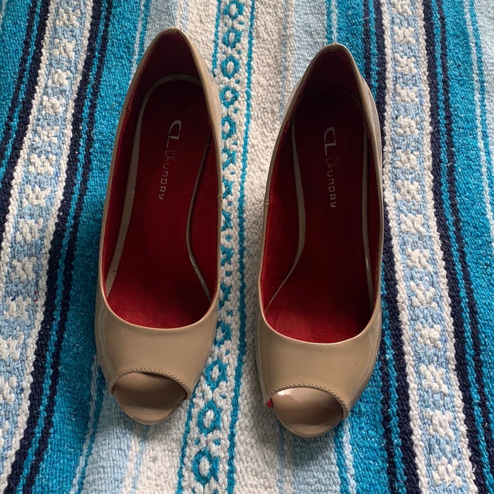 Alfani nude wedge